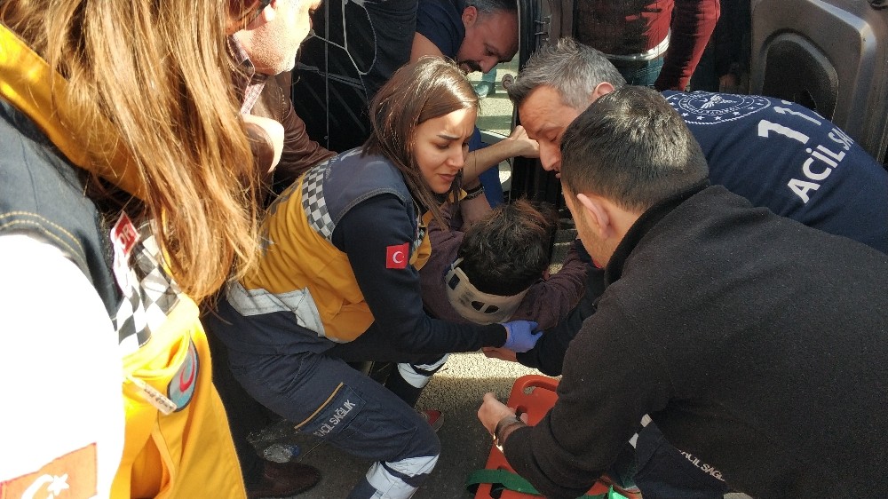 Samsun’da otomobil devrildi:  1 yaralı