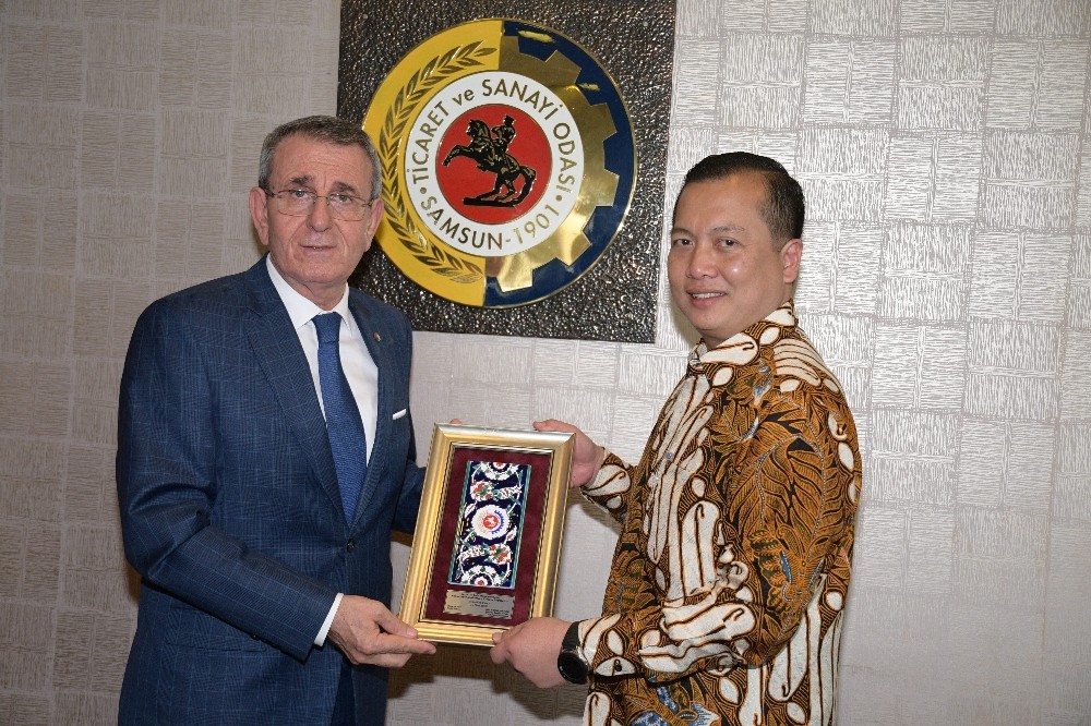Endonezya Büyükelçisi Ikbal, iş birliği için Samsun’da
