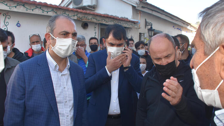 Çevre ve Şehircilik Bakanı Kurum ve  Adalet Bakanı Gül, Sığacık’ı ziyaret etti