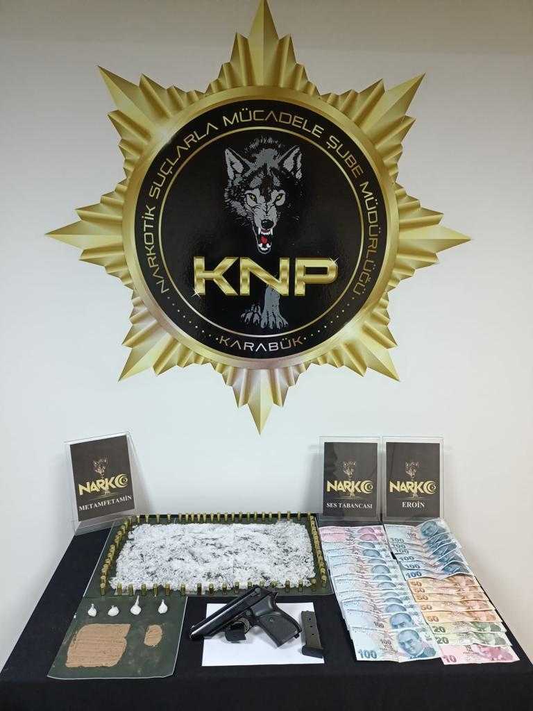 Karabük’te iki ayda uyuşturucu operasyonlarında yakalanan 40 şüpheliden 4’ü tutuklandı