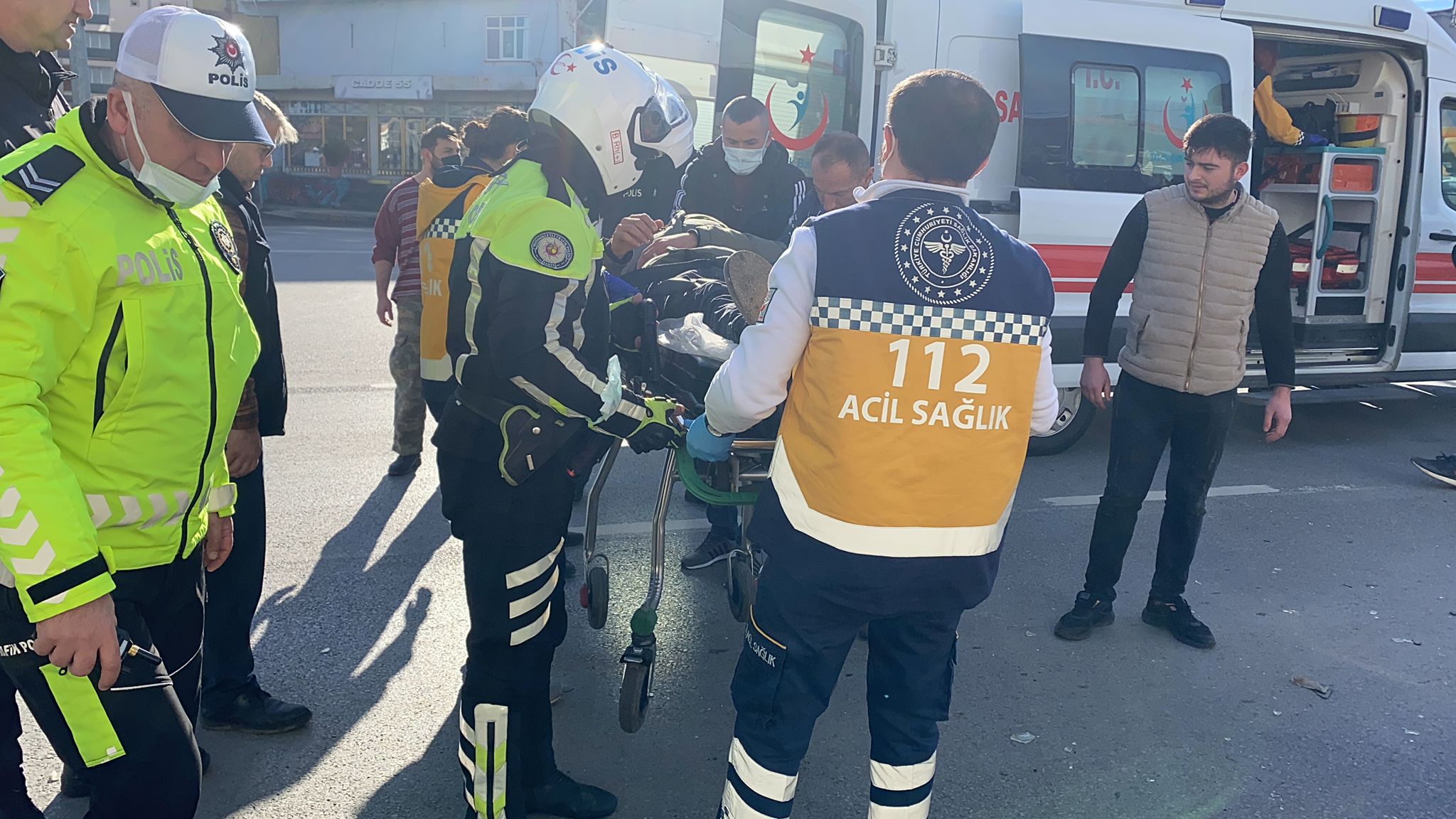 Samsun’da otomobil ile motosikletin çarpıştığı kazada 2 kişi yaralandı