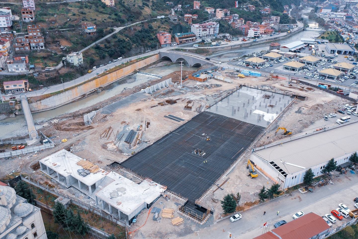 Trabzon’un yeni otogar inşaatı hızla yükseliyor