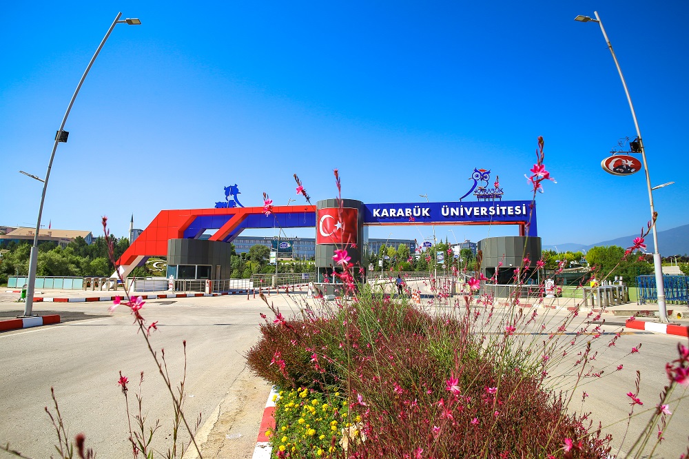 Karabük Üniversitesi “dünyanın en iyi genç üniversiteleri” arasında gösterildi