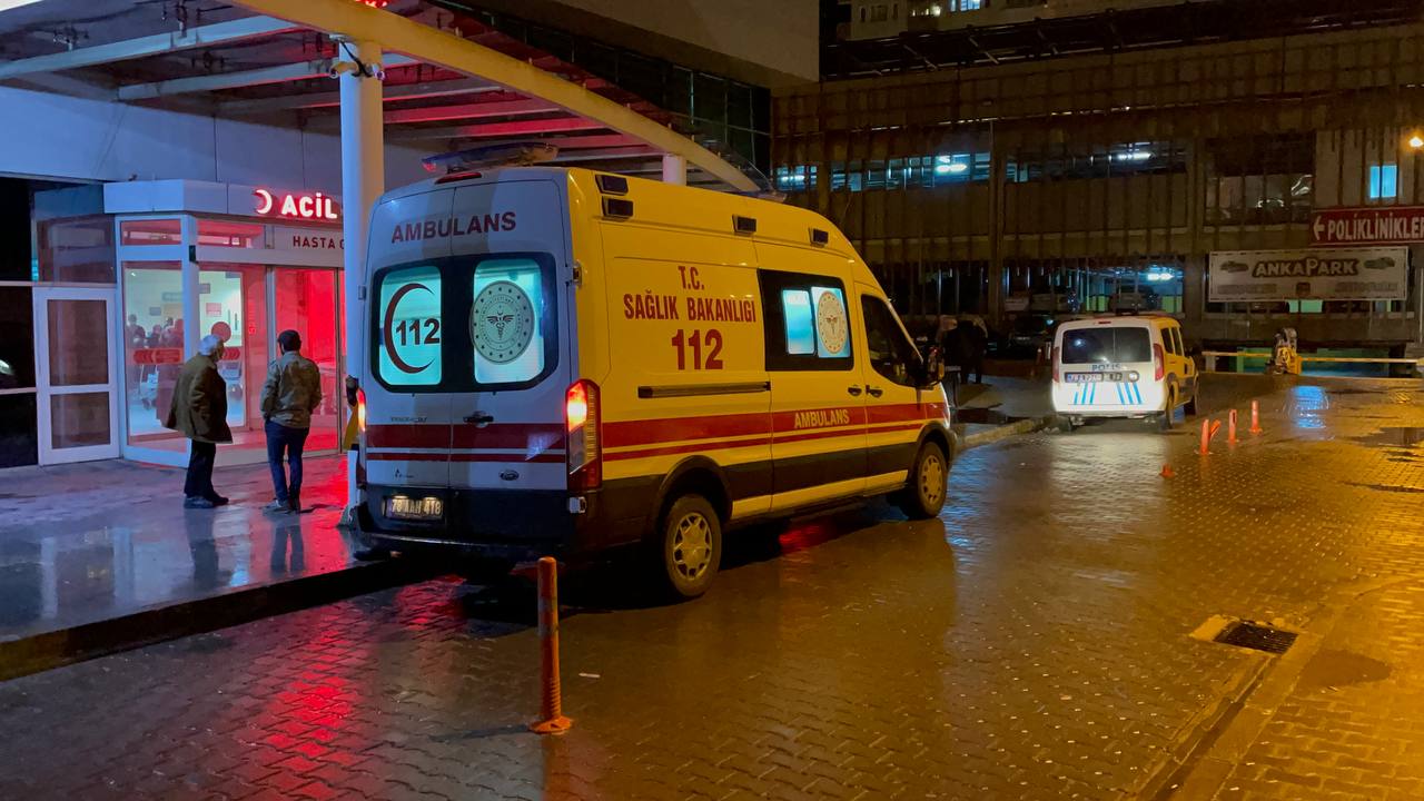 Karabük’te 15 kişi gıda zehirlenmesi şüphesiyle hastaneye kaldırıldı