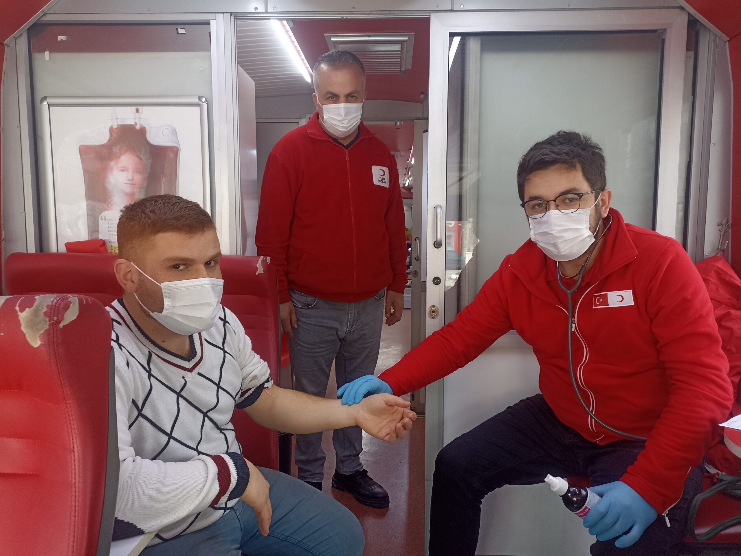 Kavak’ta kan bağışı kampanyasında 37 ünite bağış alındı