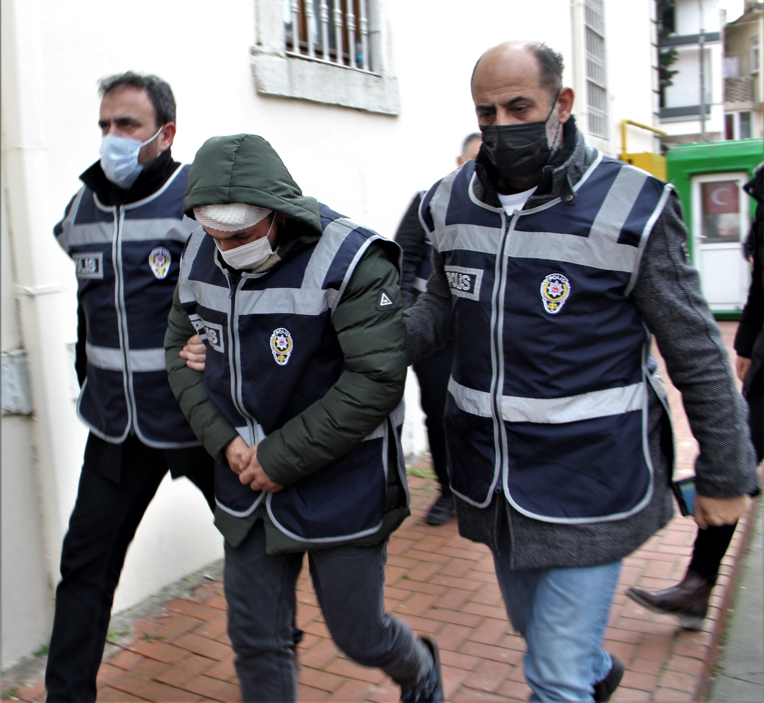Sinop’ta 2 kişiyi öldürdüğü iddiasıyla gözaltına alınan zanlı tutuklandı