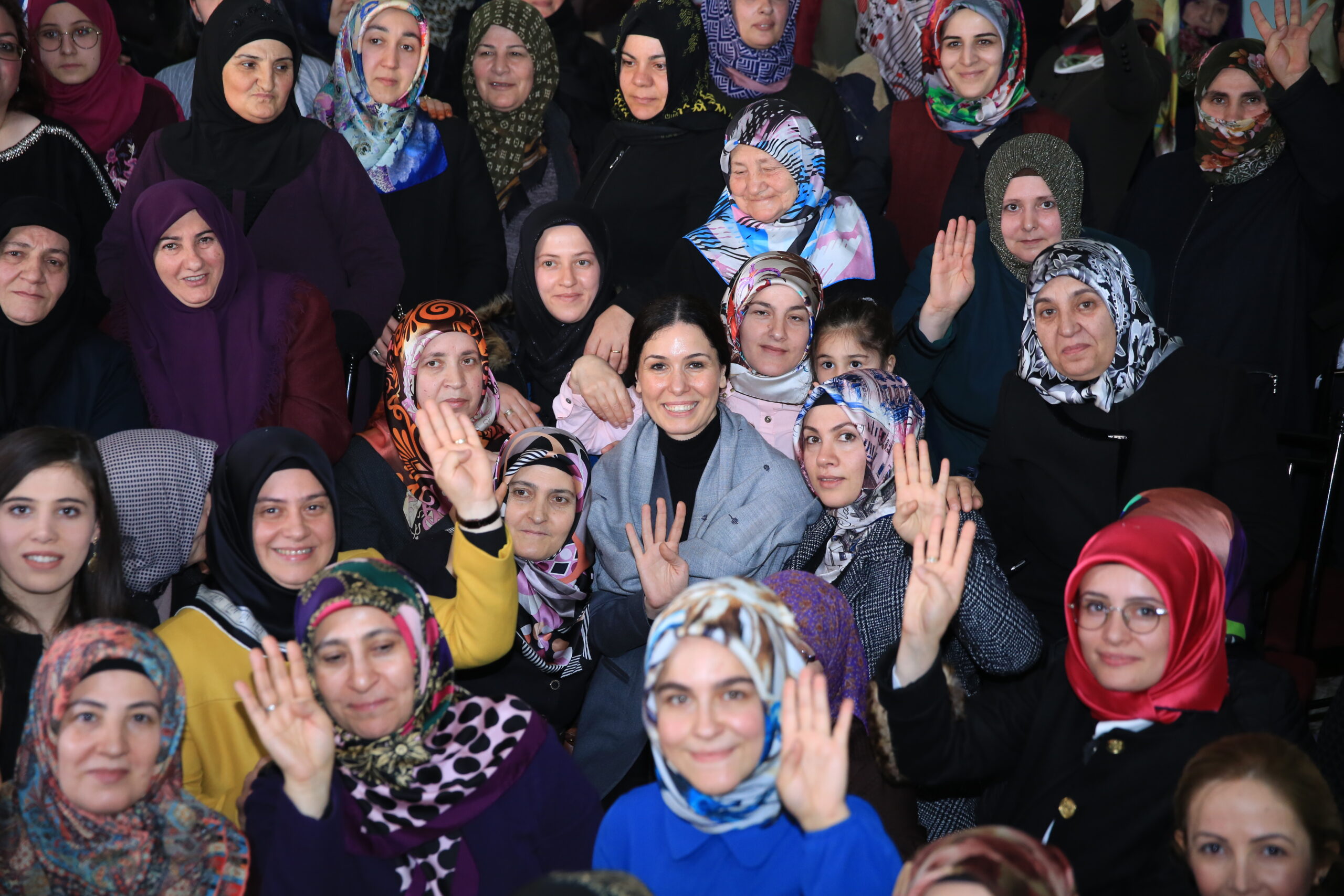 AK Parti’li Karaaslan’dan 8 Mart Dünya Kadınlar Günü mesajı