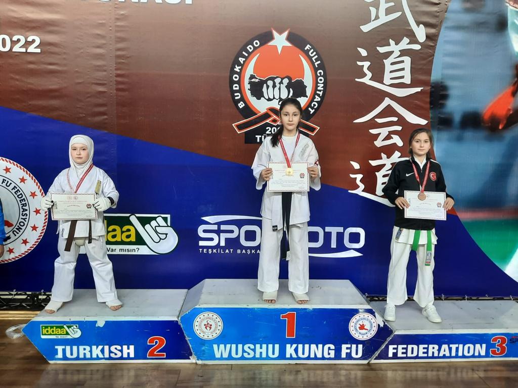 Düzceli sporcular Budokaido Kata ve Kumite Türkiye Şampiyonası’ndan 48 madalyayla döndü