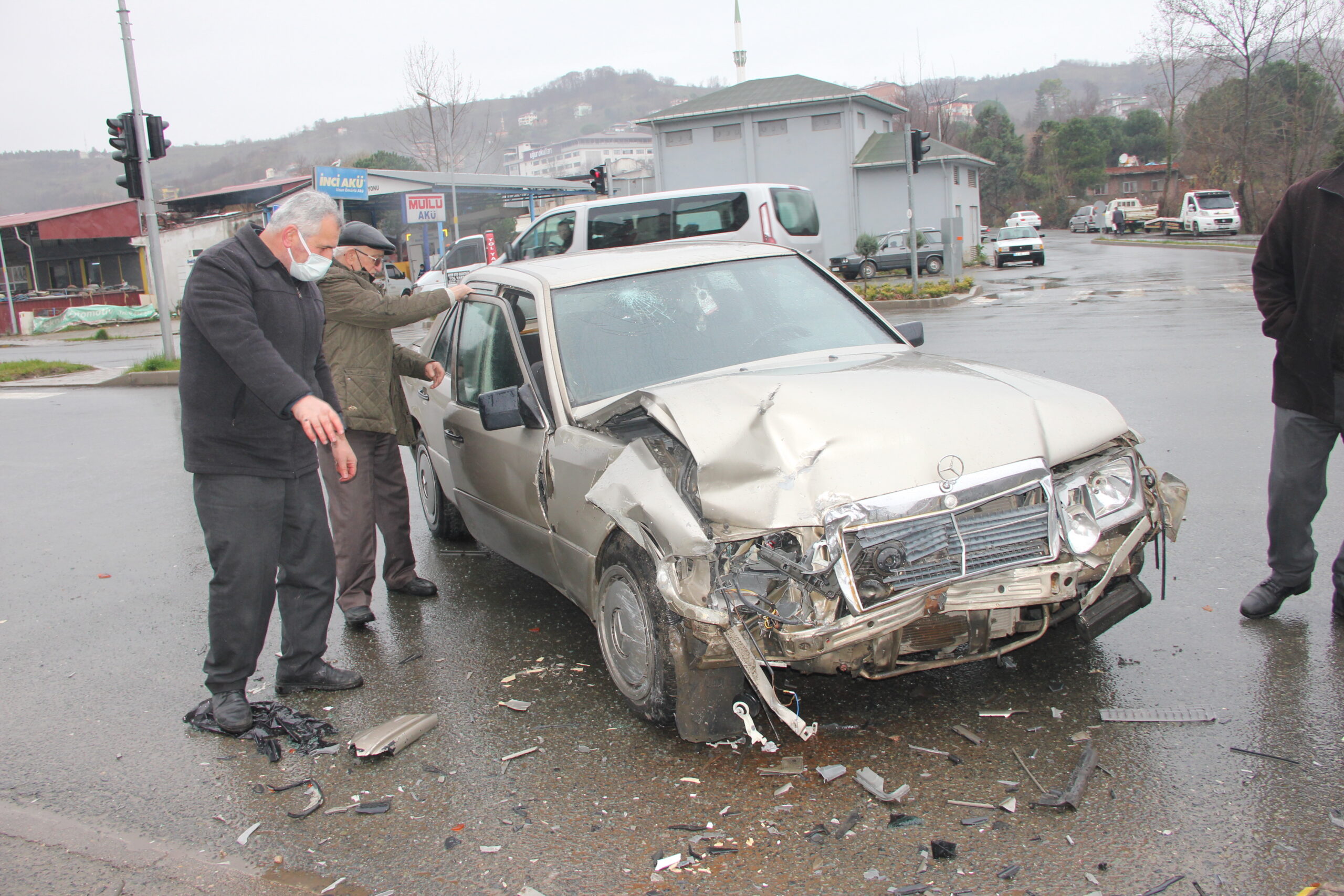 Ordu’da otomobillerin çarpışması sonucu 2 kişi yaralandı