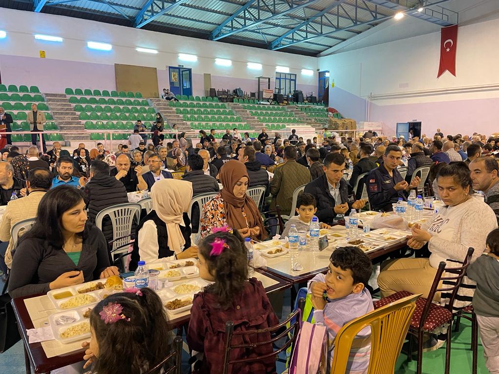 Dereli ilçesinde iftar programı düzenlendi