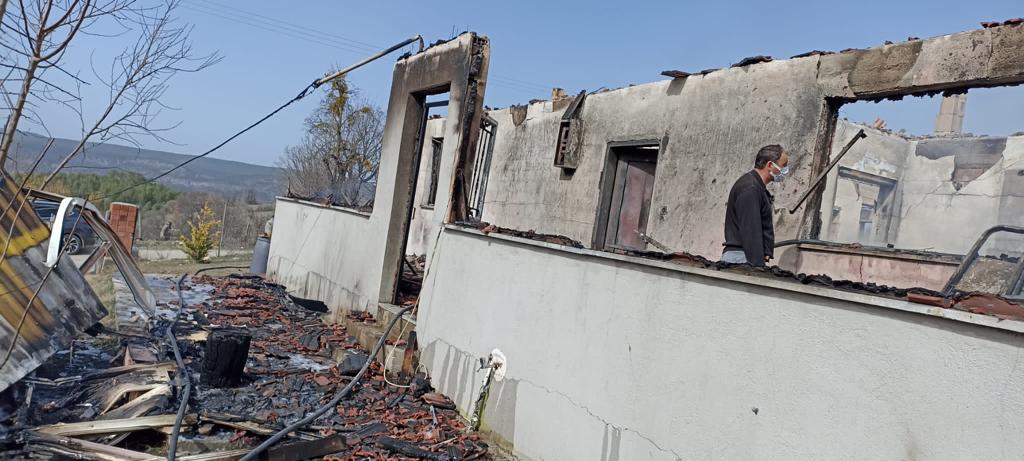 Karabük’te çıkan ev yangını söndürüldü