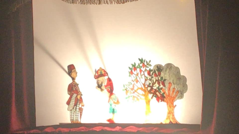 Karabük’te çocuklar “Karagöz-Hacivat” gösterisiyle eğlendi