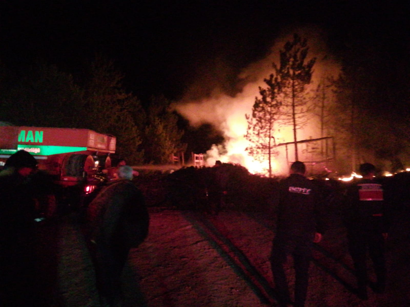 Karabük’te orman işçilerinin kaldığı sayvanda çıkan yangın söndürüldü