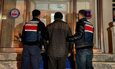 Samsun’da iş yeri ile 5 evden hırsızlık yapan 3 zanlı tutuklandı