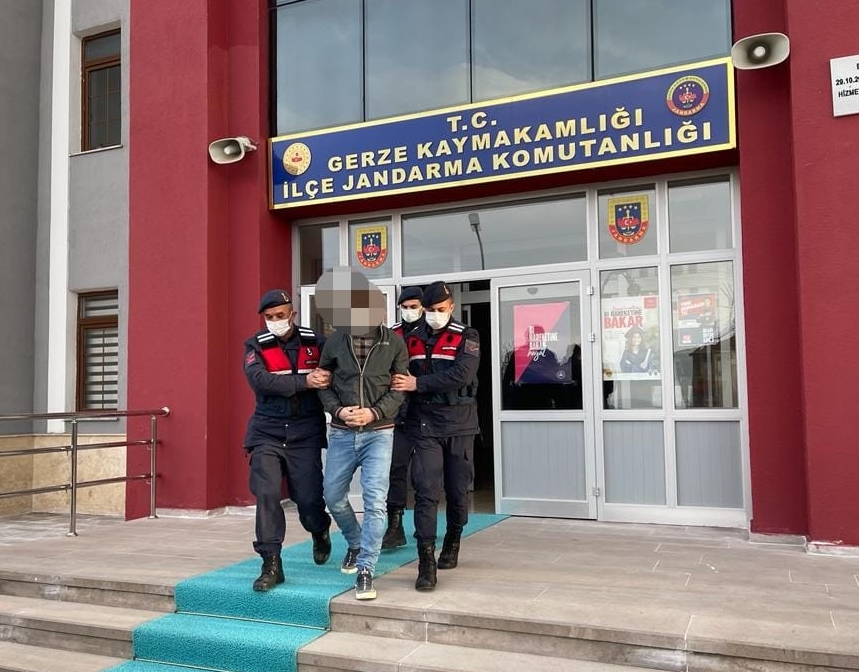 Sinop’ta haklarında 10’ar yıl kesinleşmiş hapis cezası bulunan 2 hükümlü yakalandı