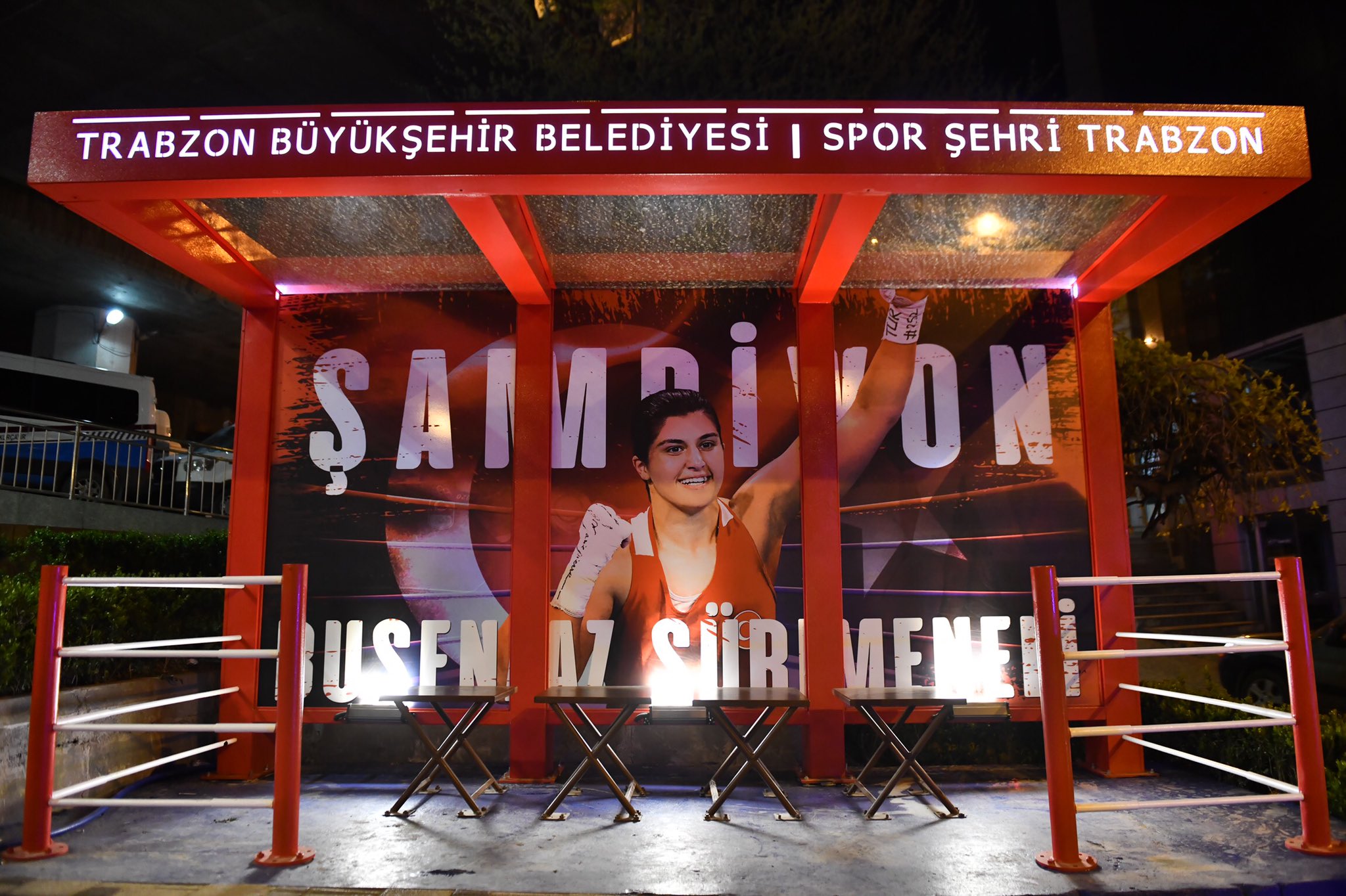 Trabzon Büyükşehir Belediyesinden spor temalı durak çalışması