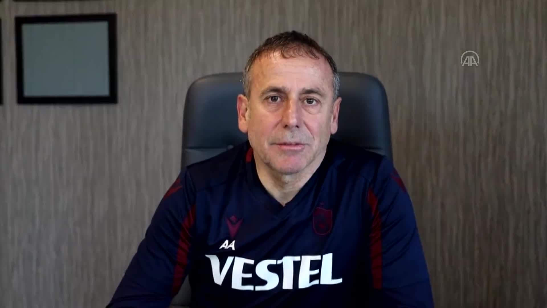 Trabzonspor Teknik Direktörü Avcı, taraftarları antrenmana davet etti: