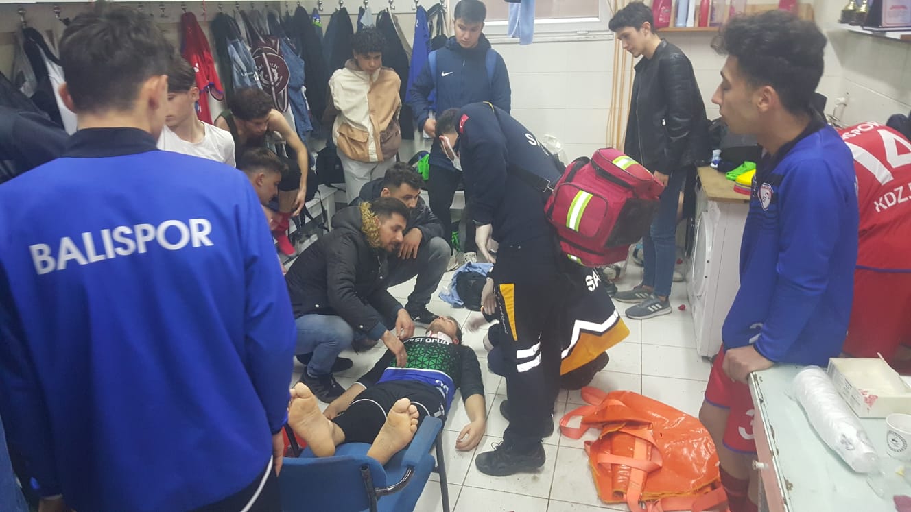 Zonguldak’ta amatör maçta çıkan kavgada 2 futbolcu yaralandı