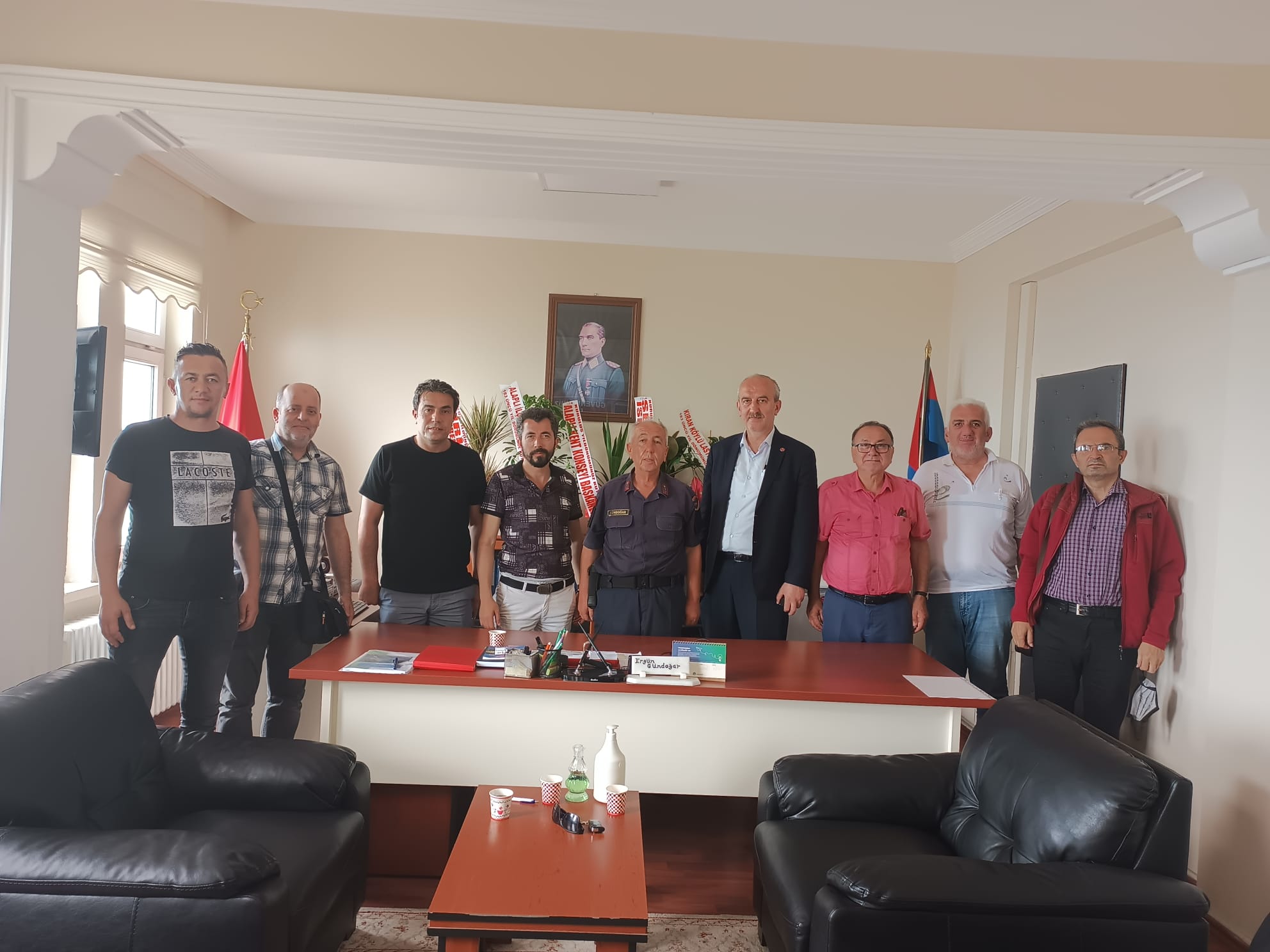 Alaplı Faal Gazeteciler Derneğinden İlçe Jandarma Komutanlığına kutlama ziyareti