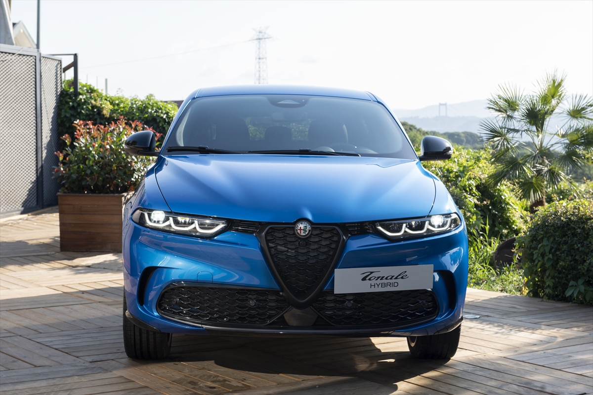 Alfa Romeo’nun kompakt SUV’u “Tonale” Türkiye’de ön satışa sunulacak