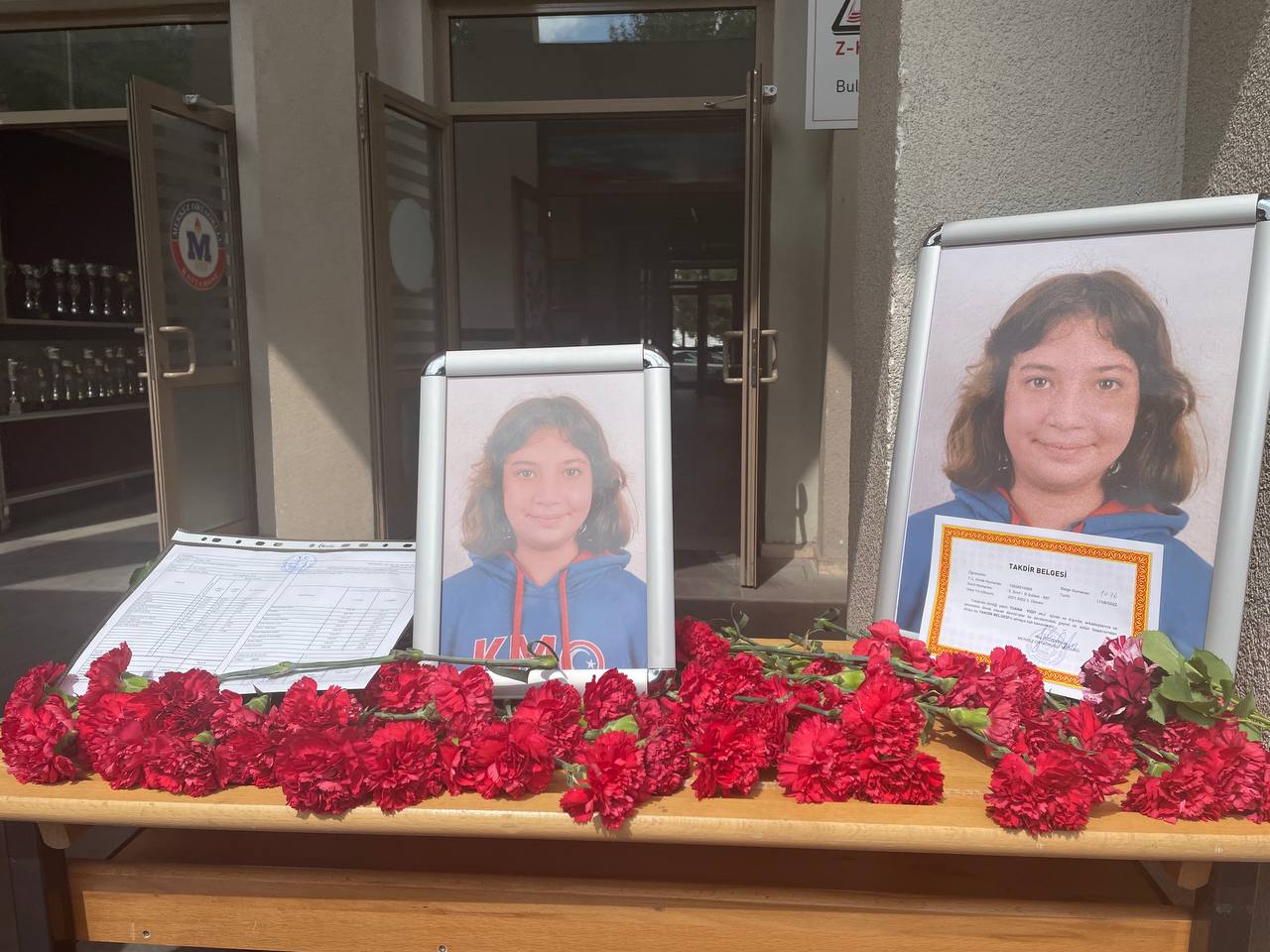 Kastamonu’da trafik kazasında ölen öğrenci için okulunda tören düzenlendi
