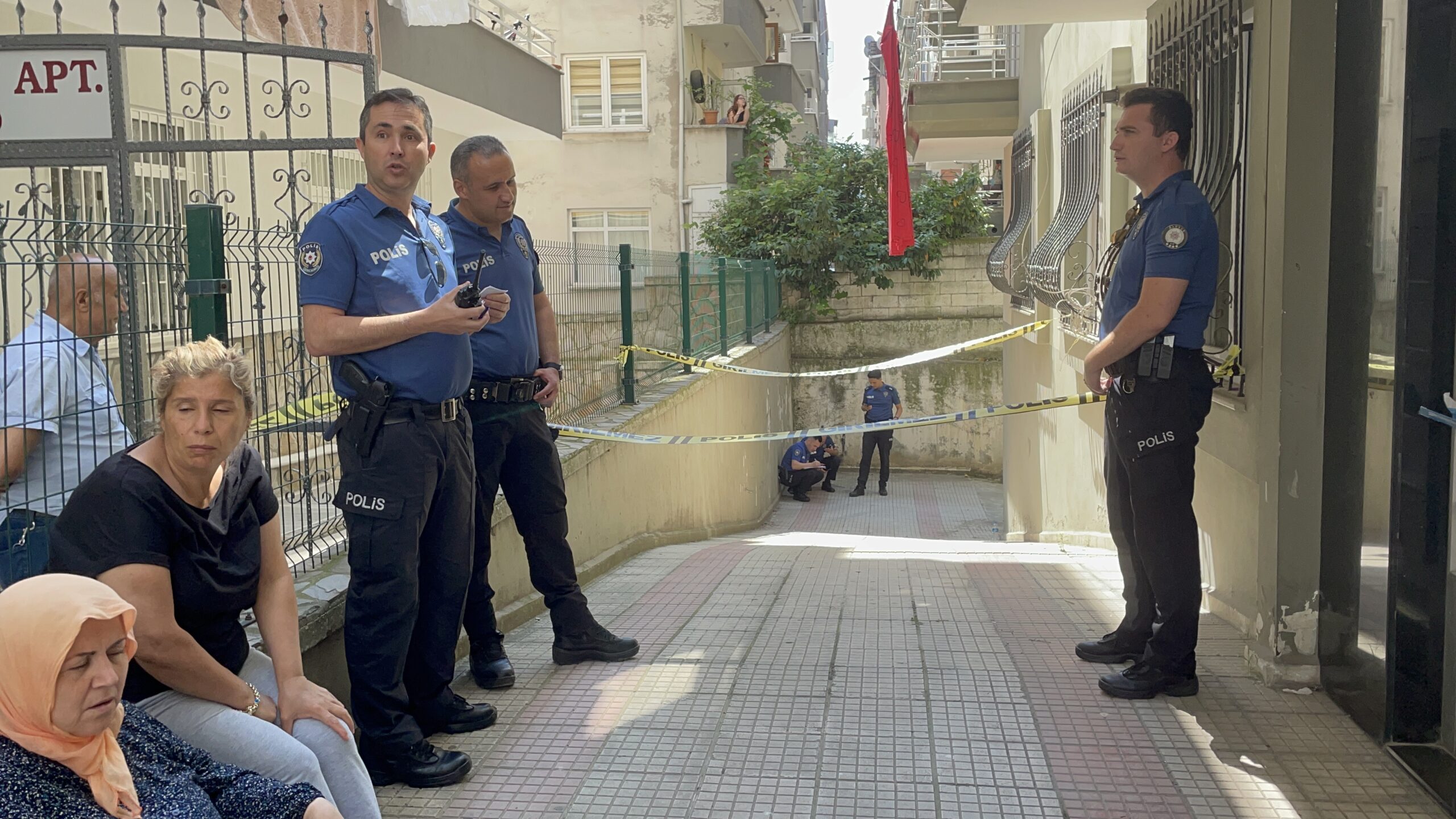 Samsun’da apartmanın dördüncü katından düşen lise öğrencisi öldü