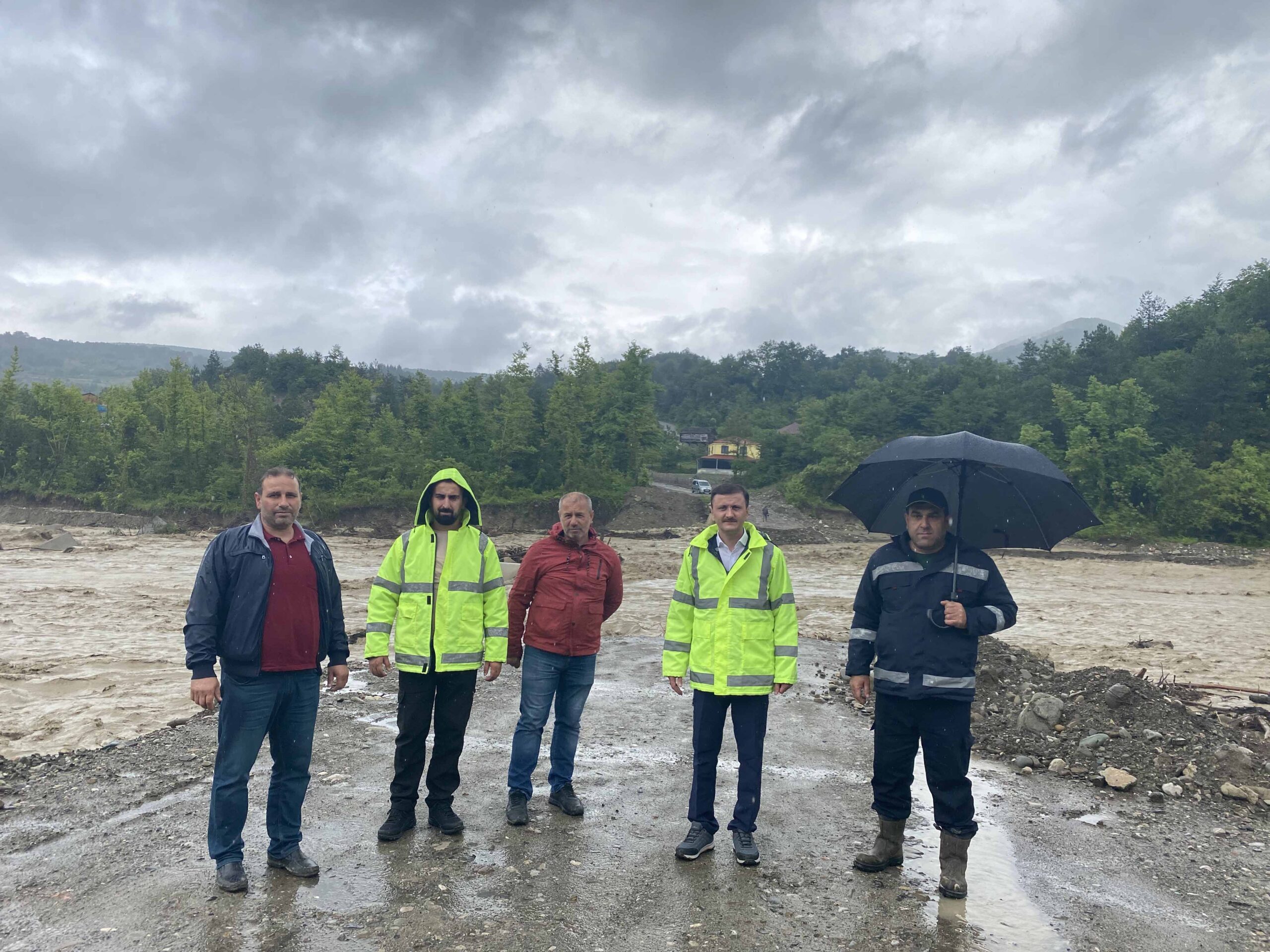 Sinop Ayancık’ta yağış nedeniyle 3 köy geçici olarak boşaltıldı
