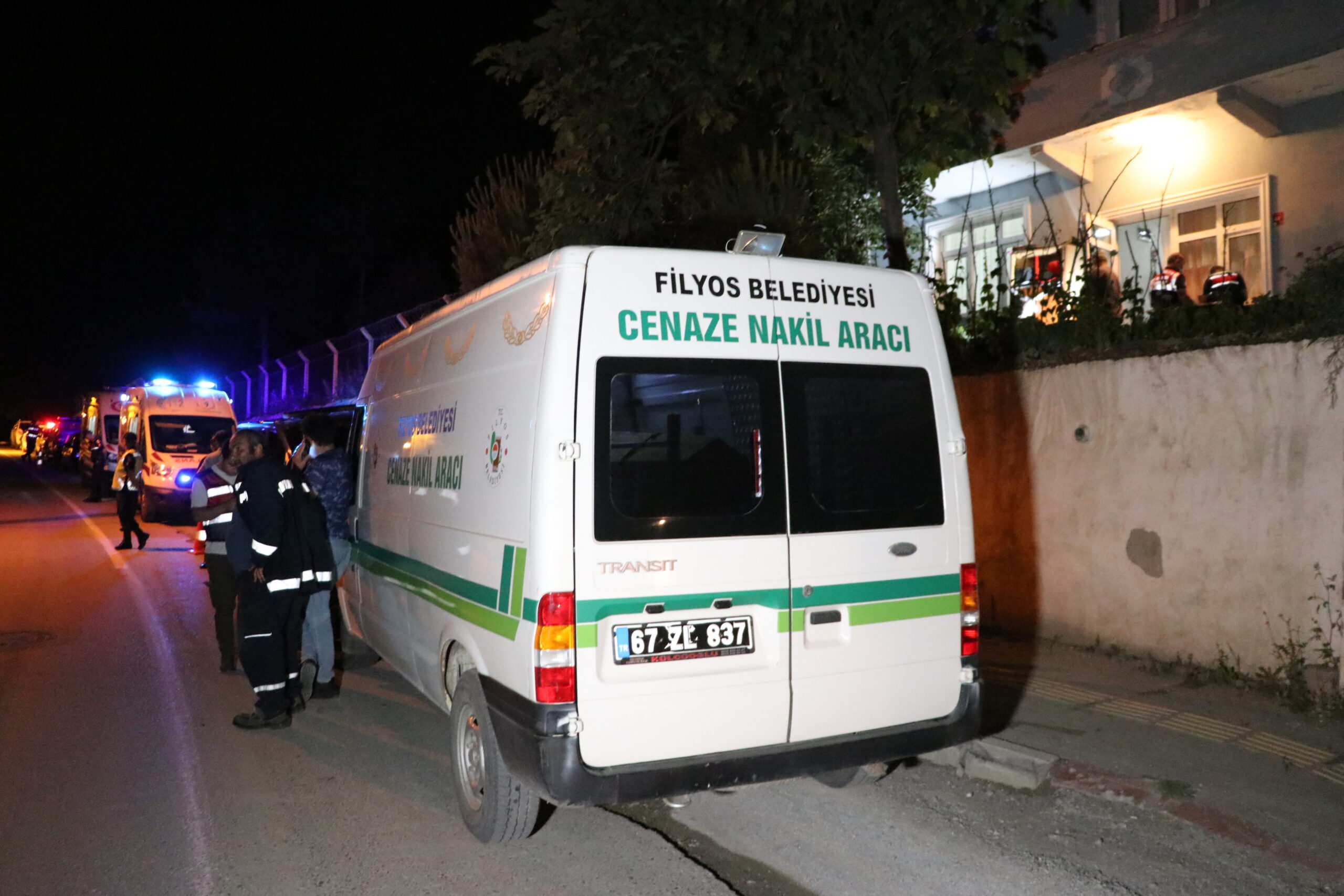 Zonguldak’ta öldürülen kadın ve kızı toprağa verildi