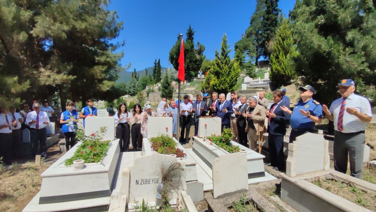 15 Temmuz şehidi Metin Arslan Karabük’teki mezarı başında anıldı