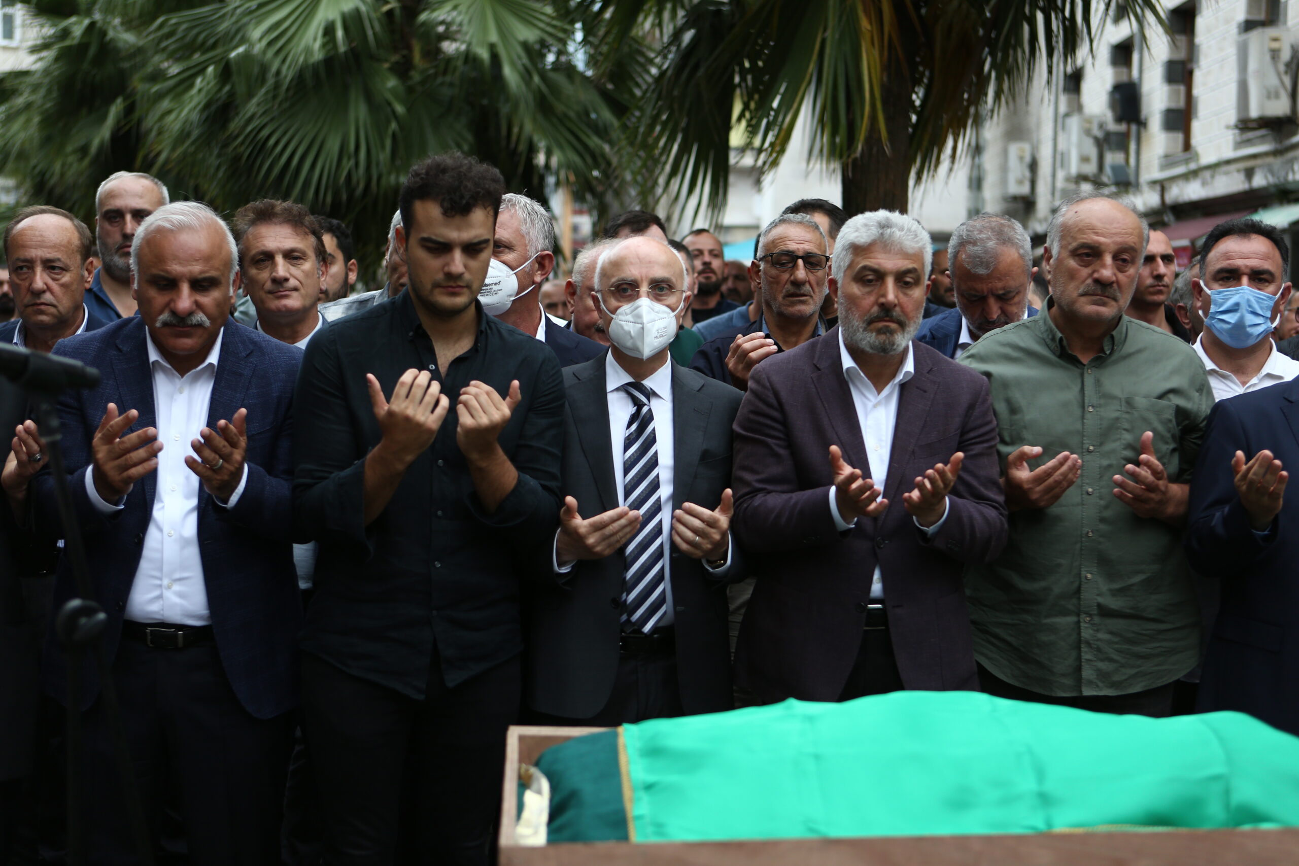 İçişleri Bakanı Soylu’nun kuzeninin cenazesi Trabzon’da defnedildi