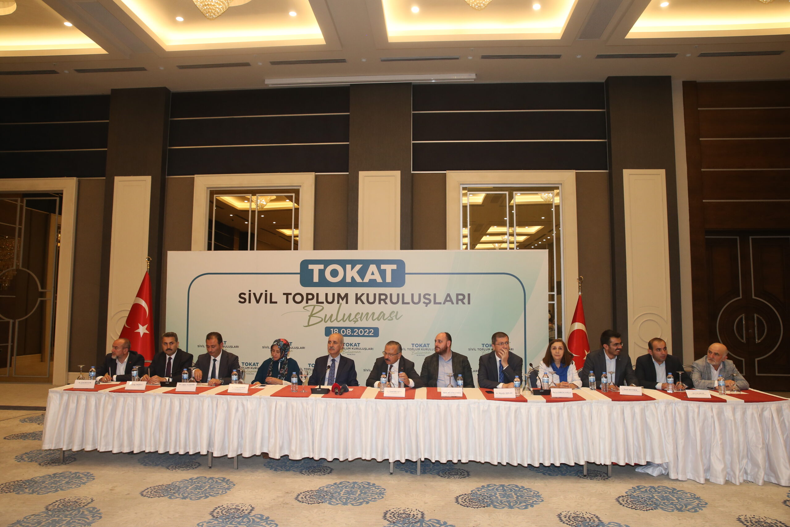 AK Parti Genel Başkanvekili Kurtulmuş, Tokat’ta STK temsilcileriyle buluştu: