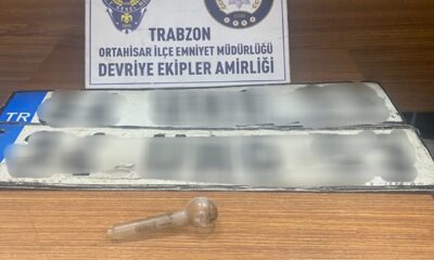 Trabzon’da hırsızlık şüphelisinin kaçtığı araçla çarptığı polis yaralandı