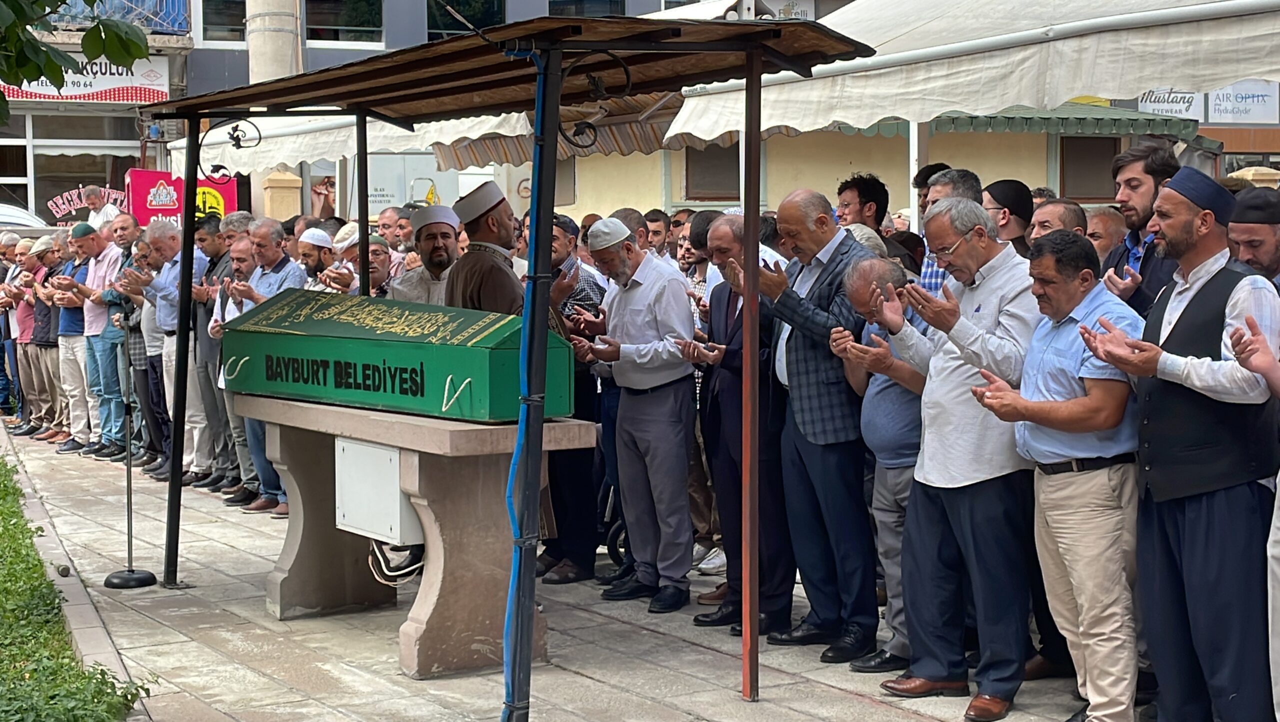 Trabzon’da denizde boğulan imamın cenazesi defnedildi
