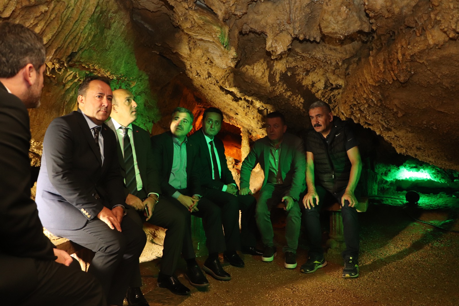 Fakıllı Mağarası yeni çevre düzenlemesiyle ziyaretçilerini ağırlıyor