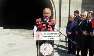 Ulaştırma ve Altyapı Bakanı Adil Karaismailoğlu, yeni Zigana Tüneli inşaatında incelemelerde bulundu: