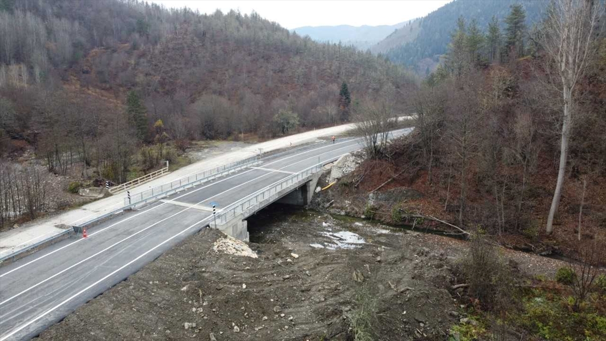 Kastamonu’da selde zarar gören 5 köprü de trafiğe açıldı