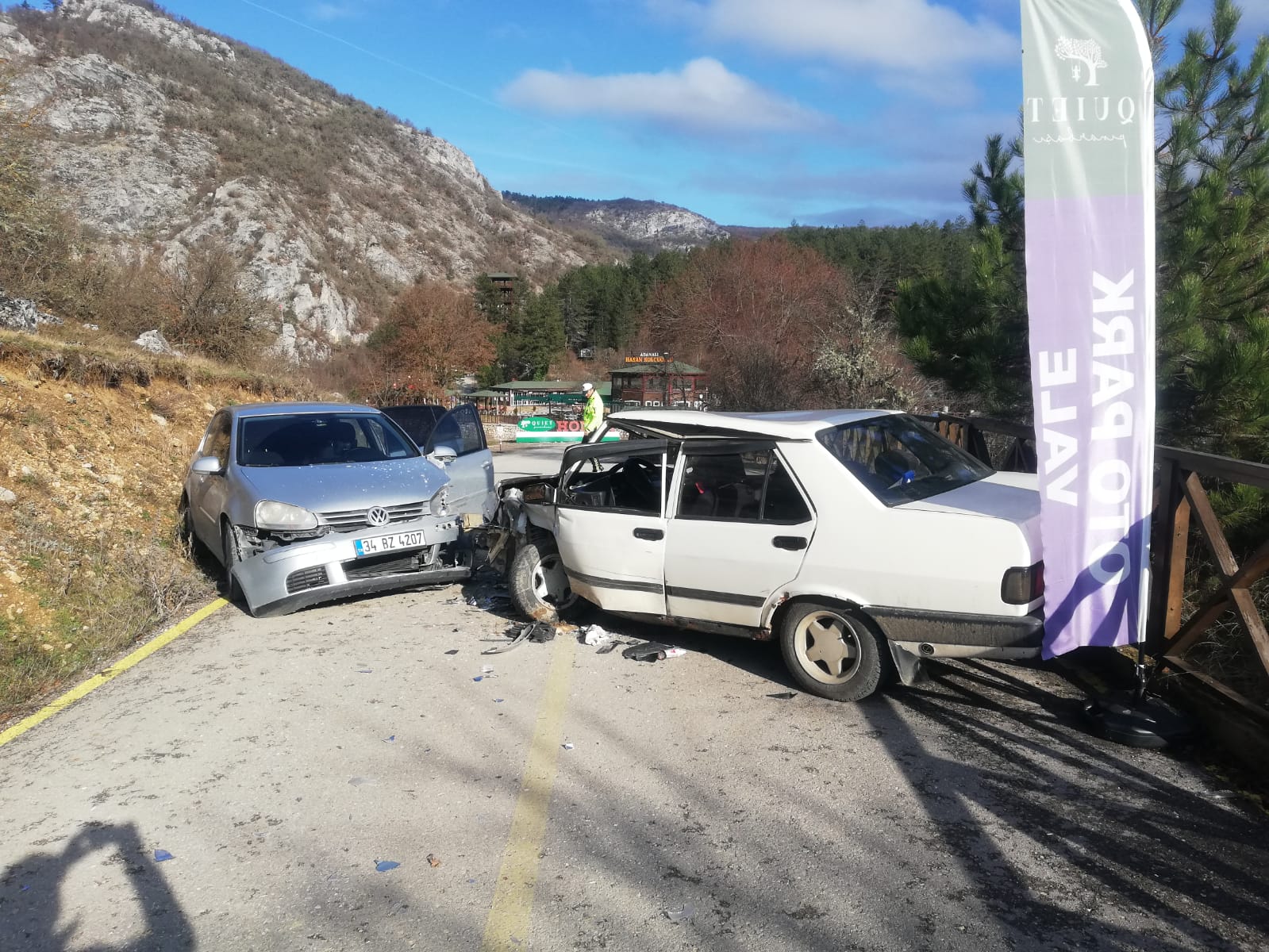 Kastamonu’da iki otomobilin çarpışması sonucu 5 kişi yaralandı