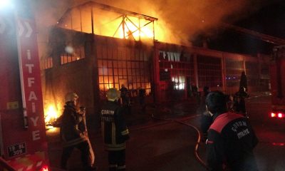 Çorum Sanayi Sitesi’ndeki iş yeri yangını 4 saatte söndürüldü