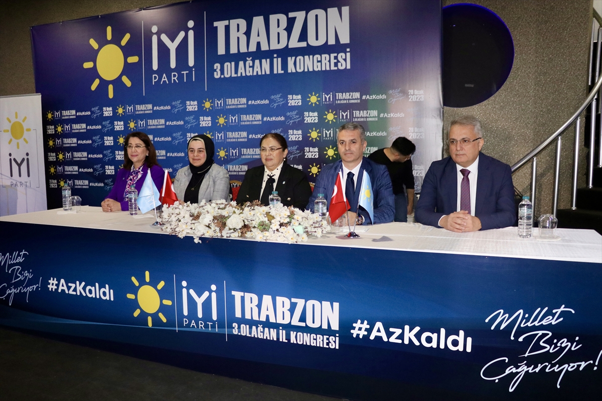 İYİ Parti’li Ünzile Yüksel, partisinin Trabzon Kongresinde konuştu:
