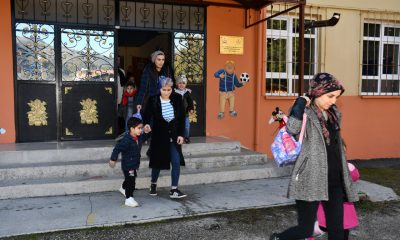 Karabük’te köy yaşam merkezlerinde anneler ve çocukları birlikte eğitim alıyor