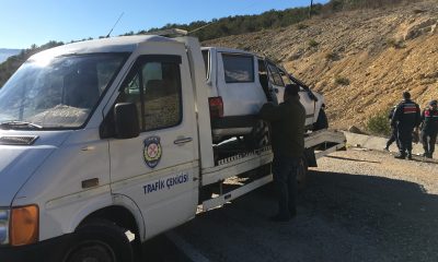 Kastamonu’da devrilen otomobilin sürücüsü yaralandı