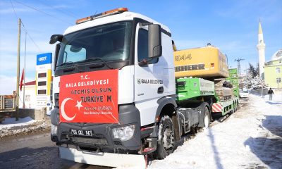 Ankara’nın Bala ve Güdül ilçelerinden deprem bölgesine iş makineleri gönderildi