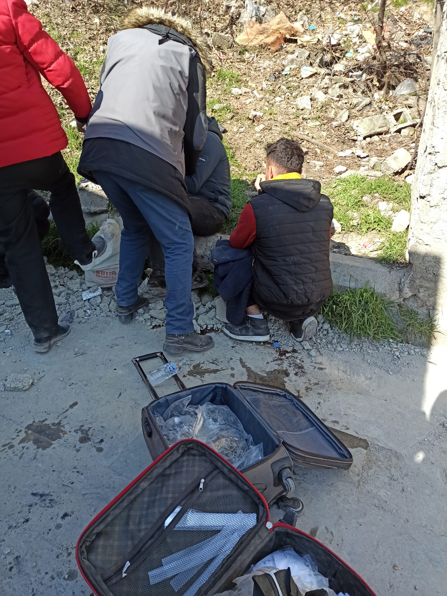 Kahramanmaraş’ta deprem sonrası 22 kilogram gümüş çalan 3 zanlı yakalandı
