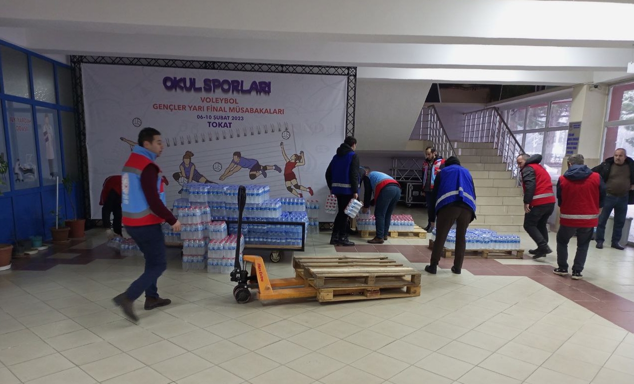 Samsun, Tokat, Sinop, Amasya, Çorum ve Çankırı’da depremzedeler için yardım kampanyası başlatıldı