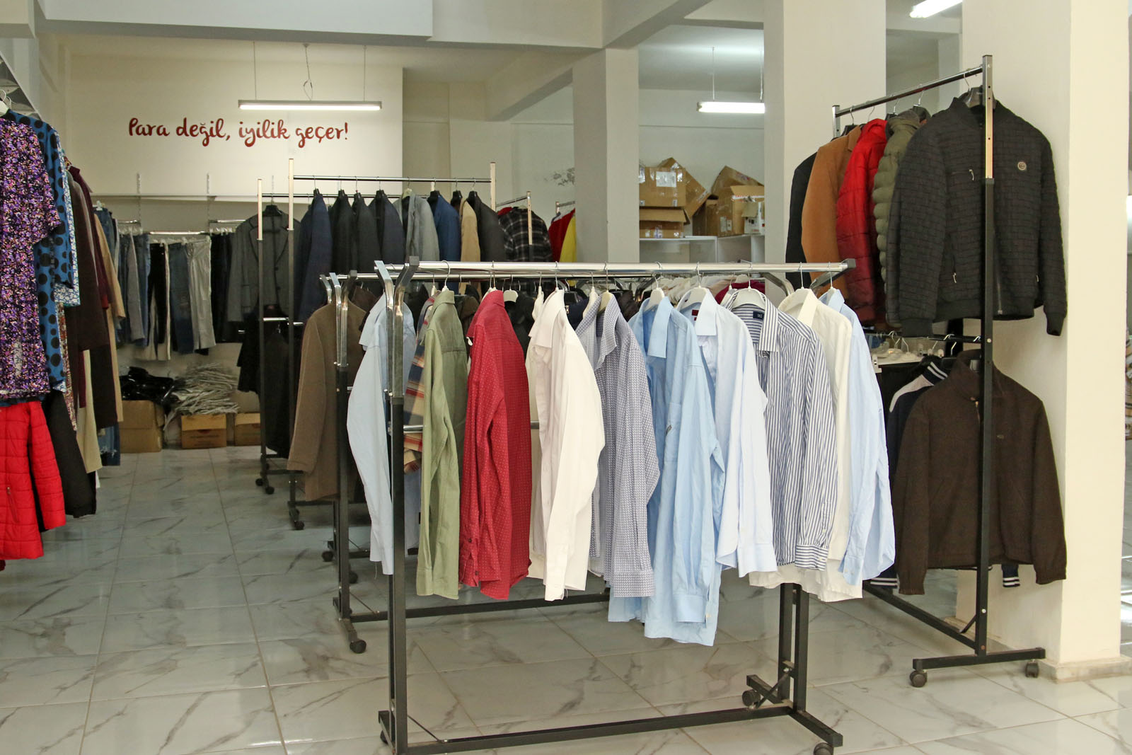 Bafra’da toplanan kıyafetler ihtiyaç sahiplerine ulaştırılıyor