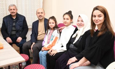 Başkan Kılıç, ilk iftarı depremzede aileyle yaptı