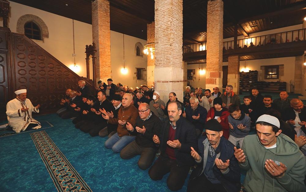 Ordu’da restore edilen 600 yıllık cami ibadete açıldı