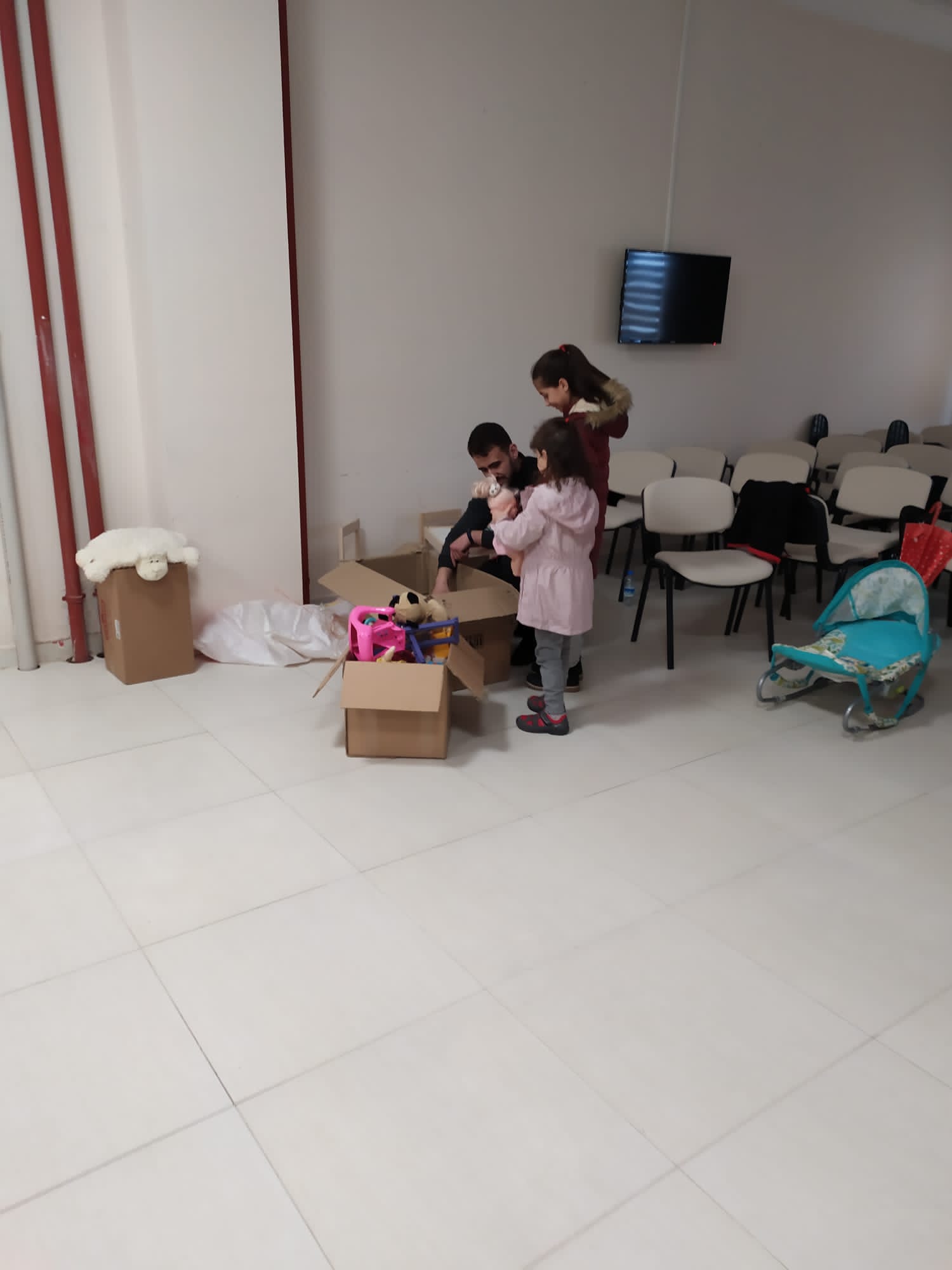 Tokat’tan depremzede çocuklara oyuncak gönderildi