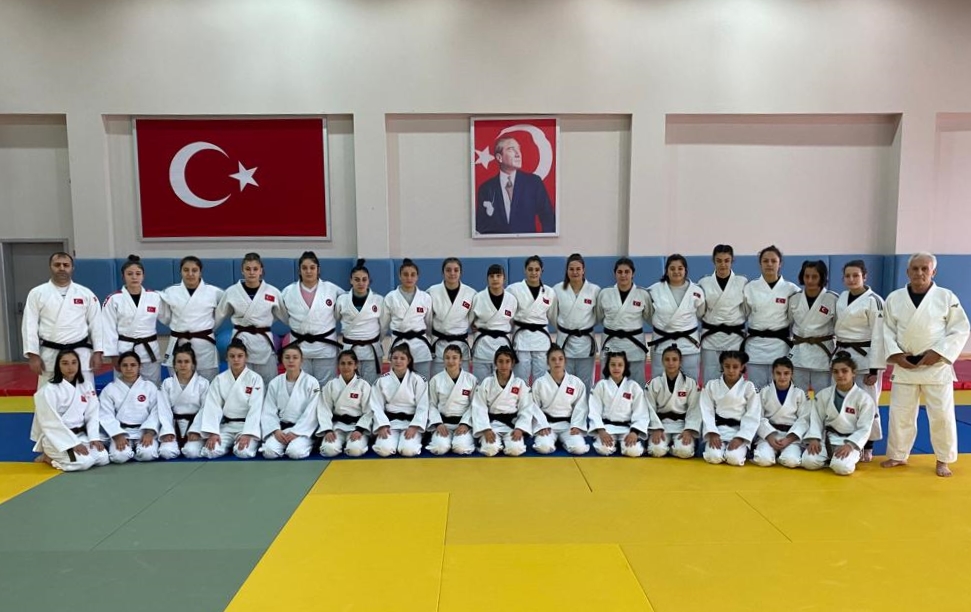 Ümit milli judocuların Avrupa Kupası hazırlık kampı, Kocaeli ve Trabzon’da başladı
