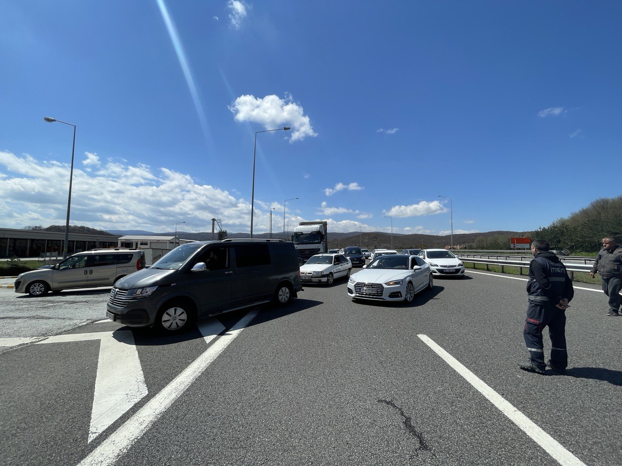 Bolu Dağı Tüneli İstanbul istikameti kaza nedeniyle ulaşıma kapatıldı